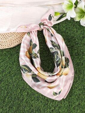 Lemon scarf P129